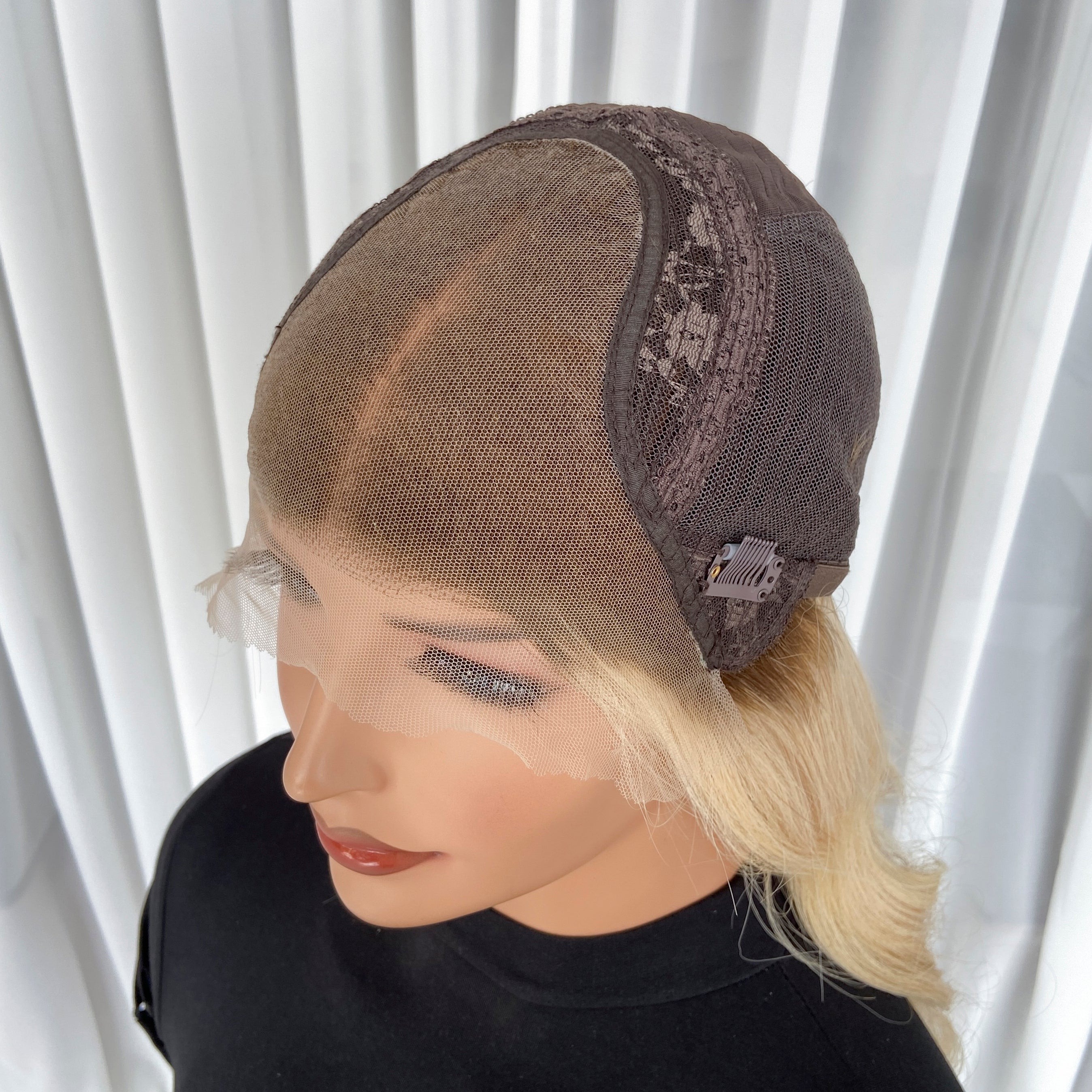 בלונדי סאני